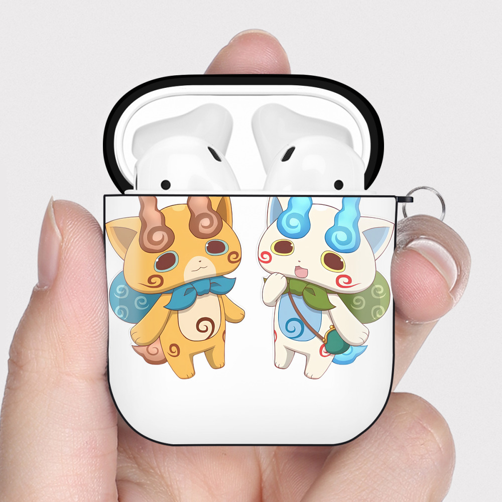 （画像用） 妖怪ウォッチ Yo-kai Watch AirPods 第2世代保護ケース ハードシェル ブラック 耐衝撃・防指紋・カラビナ付き