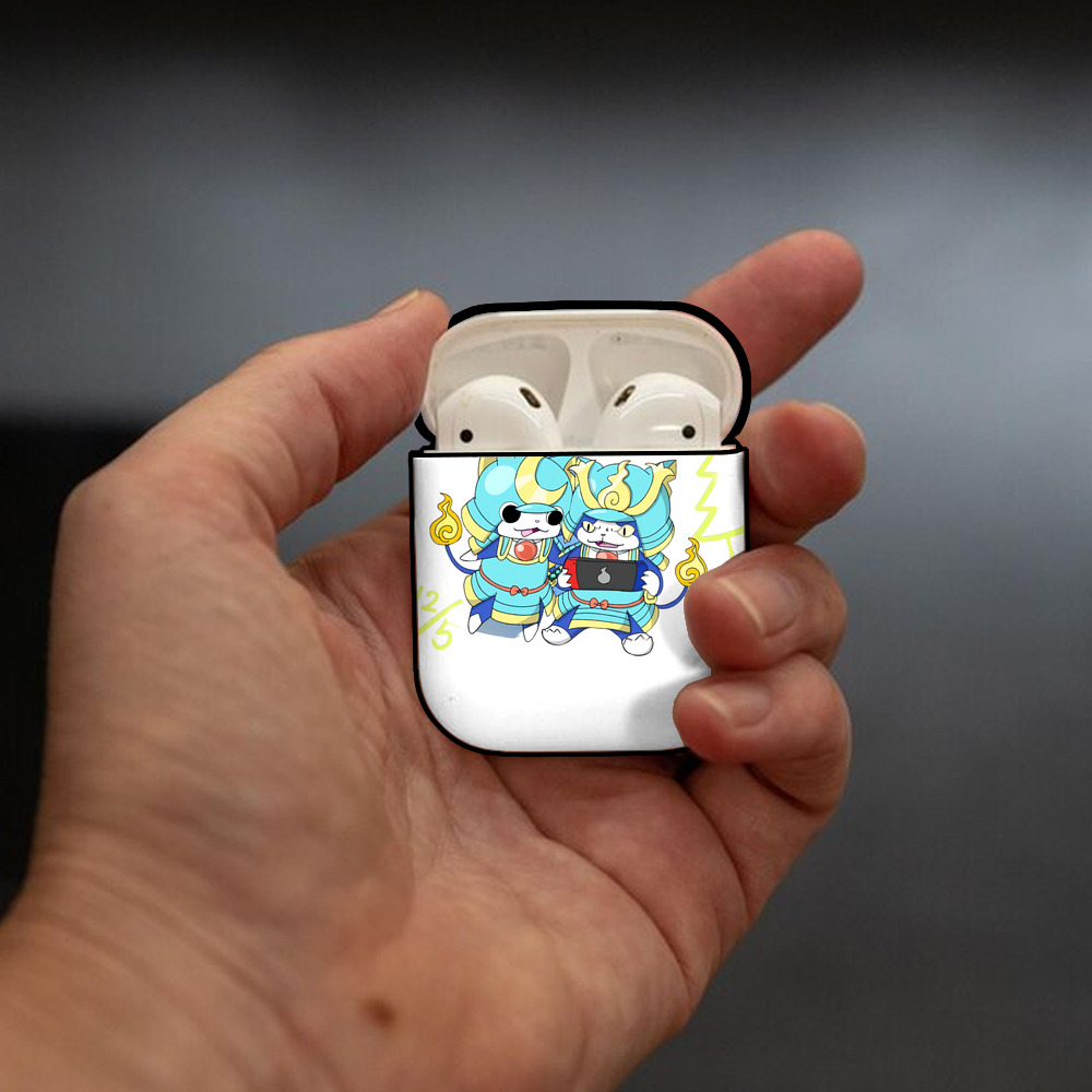 妖怪ウォッチ Yo-kai Watch AirPods 第2世代保護ケース ハードシェル ブラック 耐衝撃・防指紋・カラビナ付き