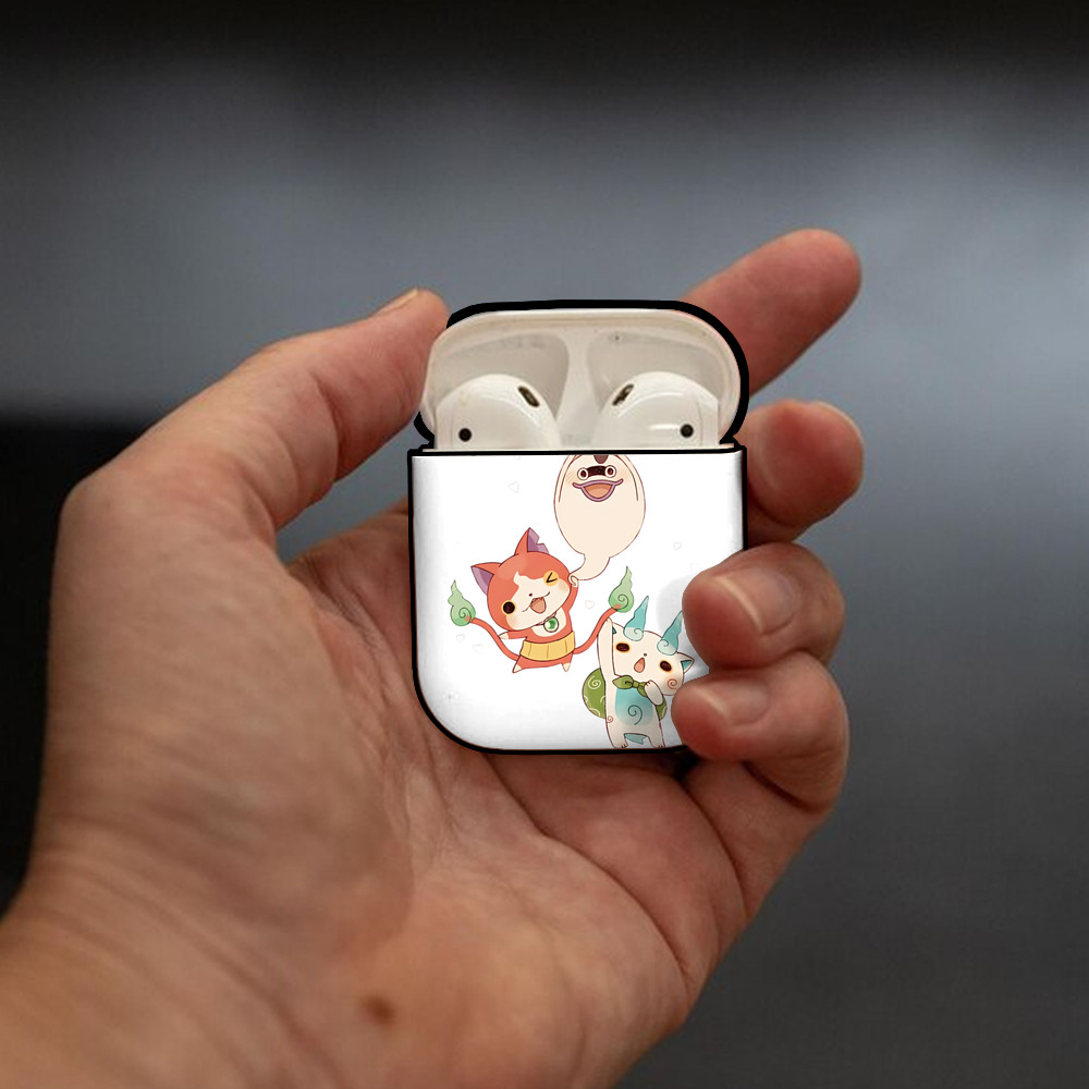 妖怪ウォッチ Yo-kai Watch AirPods 第2世代保護ケース ハードシェル ブラック 耐衝撃・防指紋・カラビナ付き