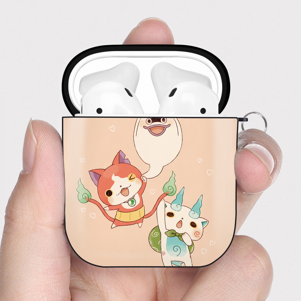 （画像用） 妖怪ウォッチ Yo-kai Watch AirPods 第2世代保護ケース ハードシェル ブラック 耐衝撃・防指紋・カラビナ付き